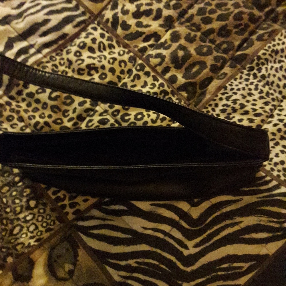 Purse - Picture 2 of 3